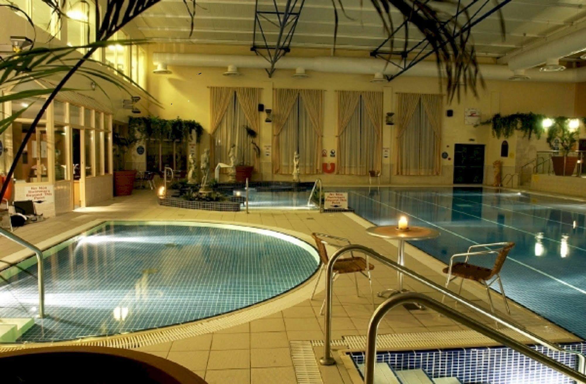 Breaffy Woods Hotel Castlebar Exterior foto